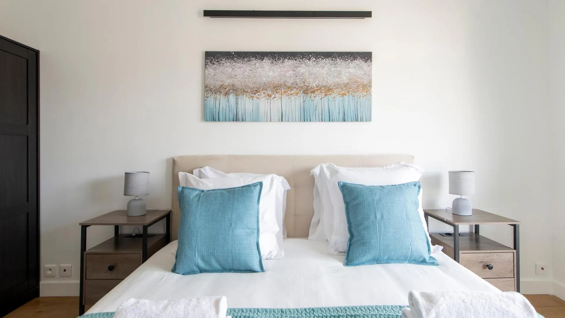 Apartment Stylish Stay - Balcony & Amazing View - Montmartre Paris