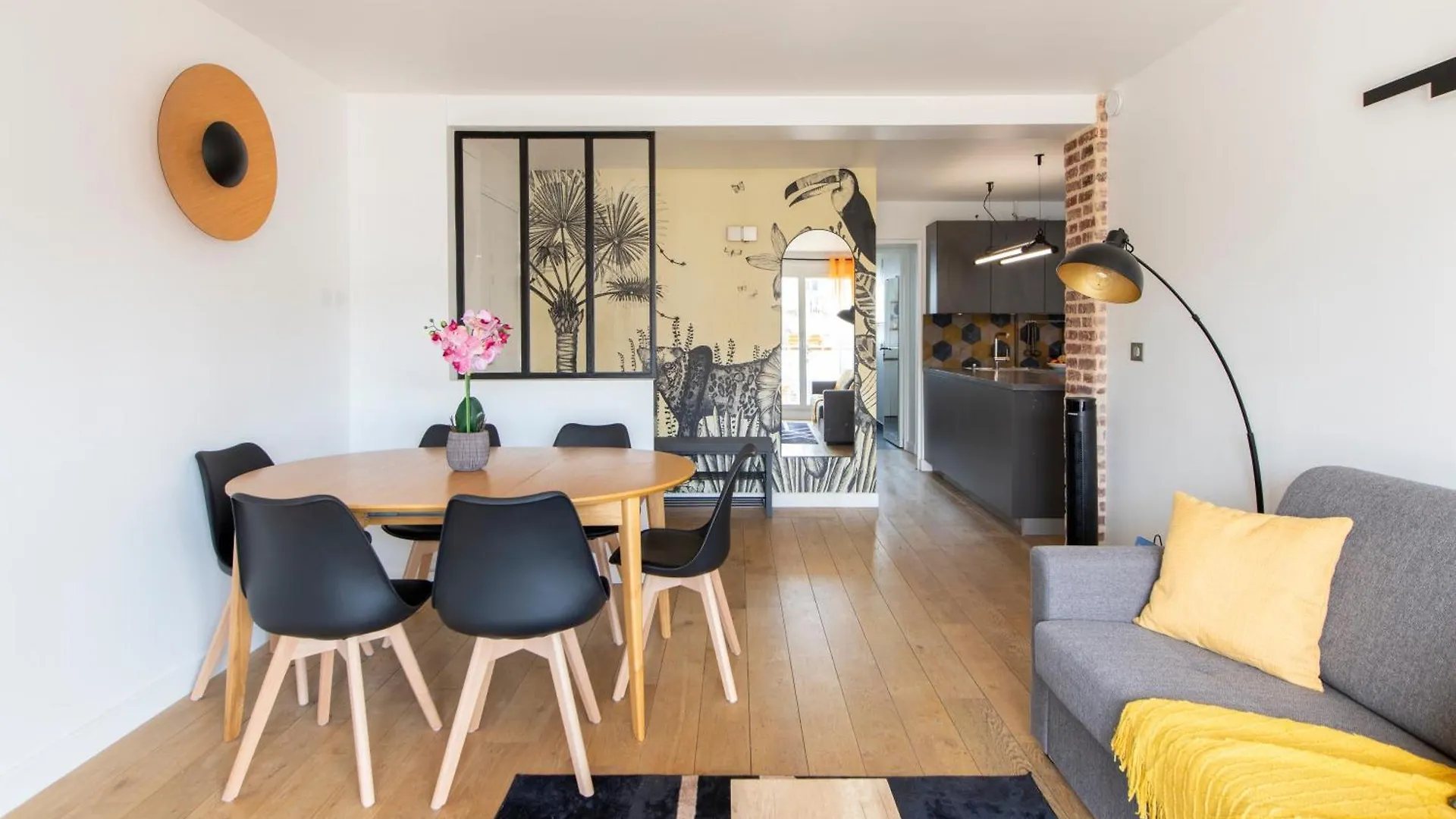 Stylish Stay - Balcony & Amazing View - Montmartre Paris