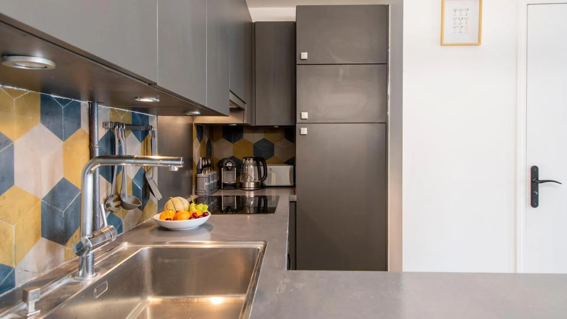 Stylish Stay - Balcony & Amazing View - Montmartre Paris