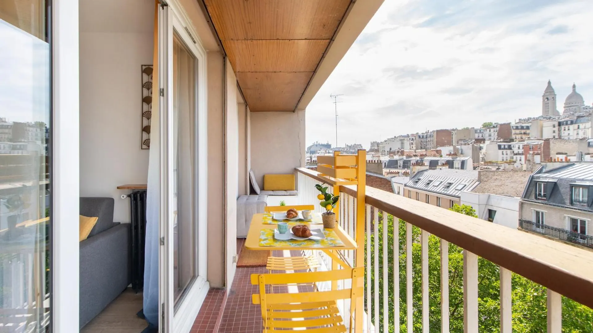 Lägenhet Stylish Stay - Balcony & Amazing View - Montmartre Paris Frankrike